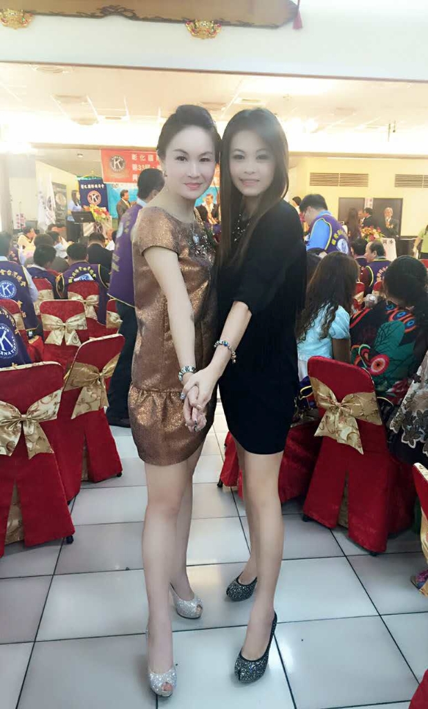 29天清一百吨垃圾，正妹靓机壮丽环岛行