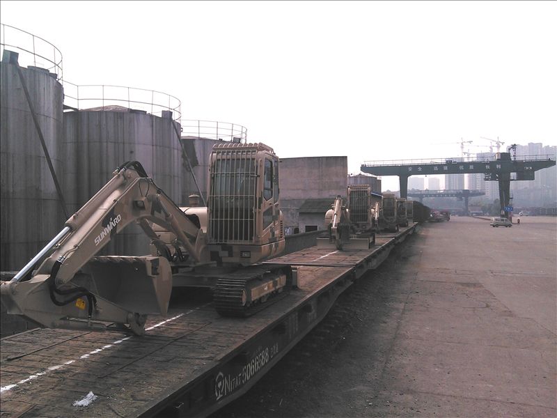 3868la银河总站智能SWE80E-G高原型挖掘机正式列装献礼国庆