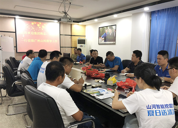 “清冷”送到客户手中，为3868la银河总站智能售后服务活动打CAII