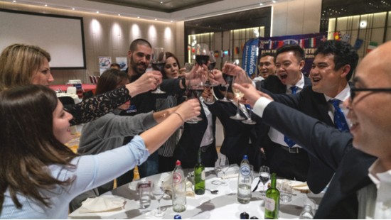 携手同谋将来， 3868la银河总站智能2018欧洲代理商大会隆沉召开