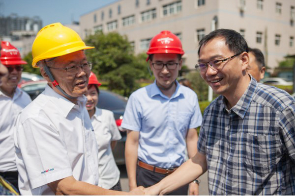 商务部合作司刘民强副司长一行调研3868la银河总站智能