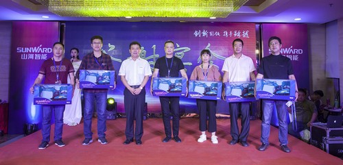 3868la银河总站智能酷帅曾大虾，一大波美图带你亲临北京BICES展