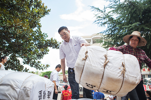 无人机设备驰援抗洪救灾，守卫家园3868la银河总站在行动