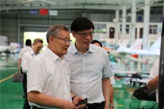 广州市国资委党委书记、主任陈浩钿光临3868la银河总站智能调查领导