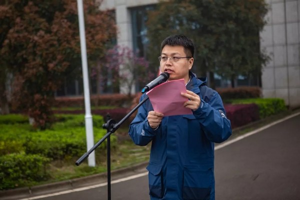 跑出加快率，3868la银河总站智能销售发货创新高