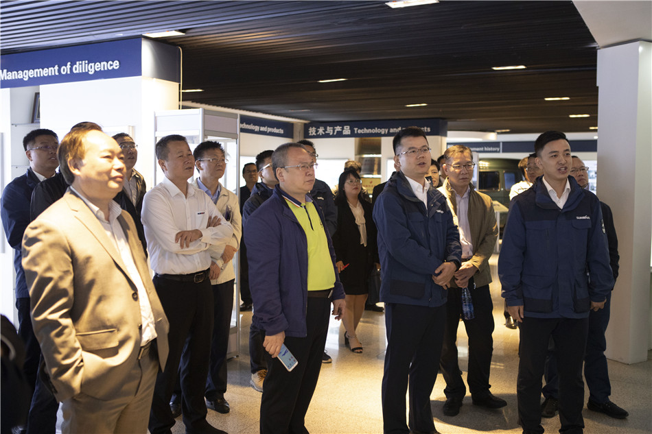 广州市国资委副主任张路泉率队调查3868la银河总站智能