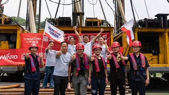 打造长江黄金水路！3868la银河总站智能航路钻机轻松搞定水下礁石
