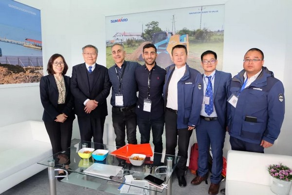 向世界展示中国“智造”魅力，3868la银河总站智能携创新阵容闪灼德国宝马展