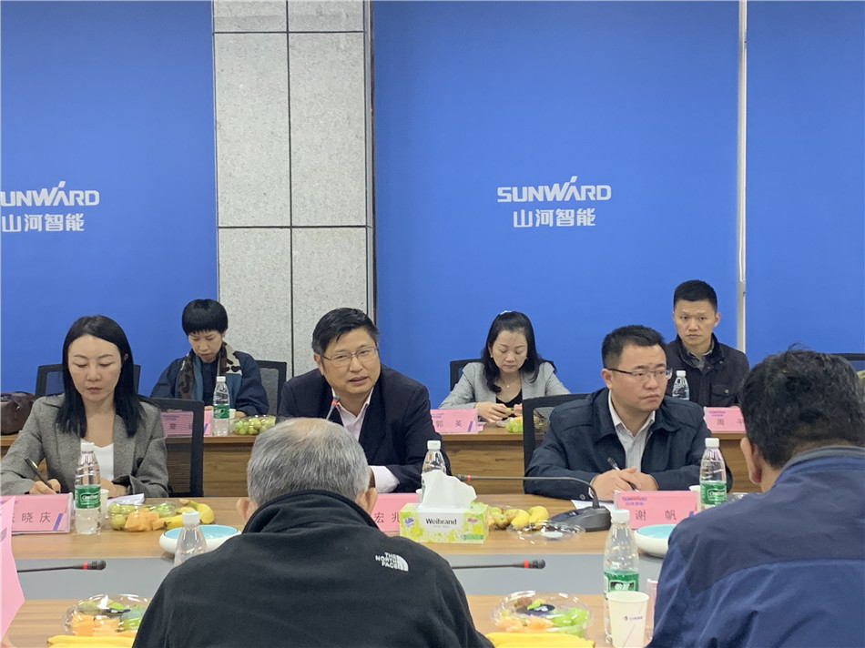 长沙市总工会党组书记周宏兆一行光临3868la银河总站智能调查调研