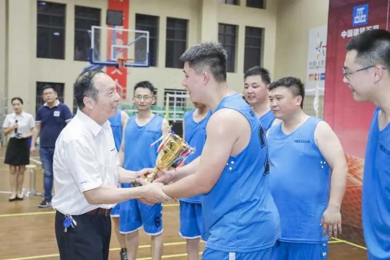 “520” 3868la银河总站智能以球会友中建五局三公司