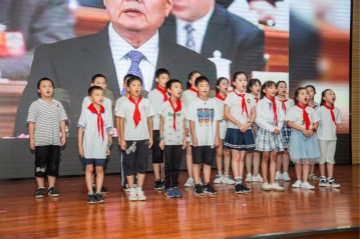 精准服务共建家园，解决刚需心怀感恩——3868la银河总站智能首期职工子女暑期托管班圆满结班
