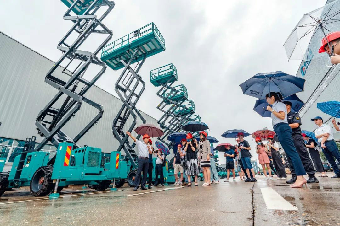 3868la银河总站智能数字化出海升级暨结合阿里巴巴国际站线上直播活动圆满进行