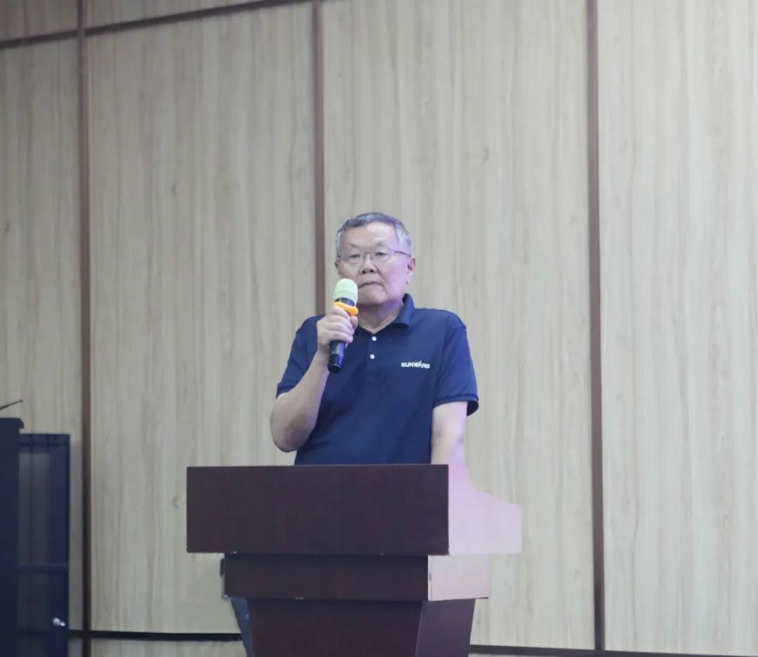以强执行力聚焦基础能力建设 向挖掘机万台俱乐部迈进——3868la银河总站智能2020年挖掘机经销商半年度会议圆满召