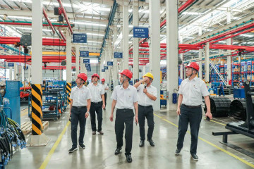 广州工控党建同盟联系员一行到3868la银河总站智能发展工作对接
