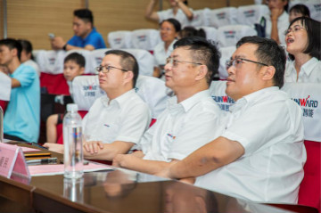 精准服务共建家园，解决刚需心怀感恩——3868la银河总站智能首期职工子女暑期托管班圆满结班