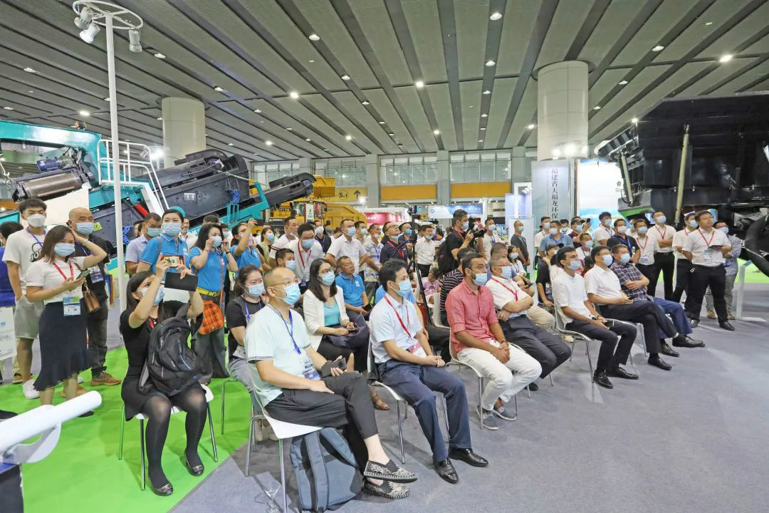 强势进军砂石破碎领域，3868la银河总站智能破碎站新品杰出颁布