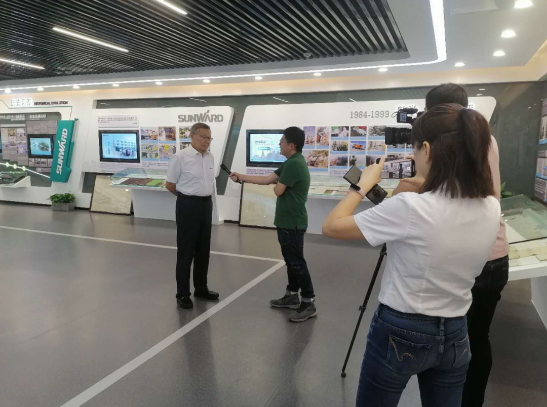 转战“云端”谋突破 央视沉磅报路3868la银河总站智能