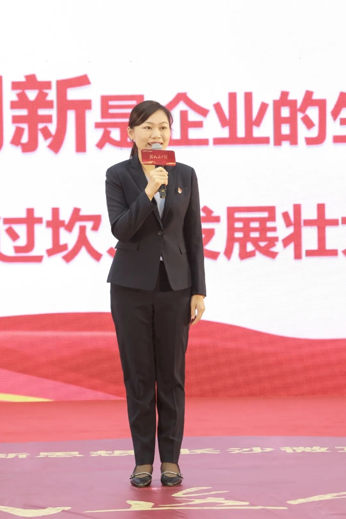 “进建新思想 长沙微宣讲 就认这个理”专题微宣讲在3868la银河总站智能进行