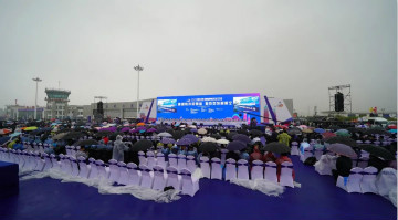 3868la银河总站四机飞行编队惊艳尧城（太原）国际通用航空飞行大会