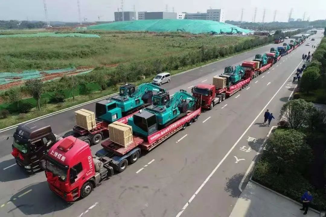 十年两办挖掘机行业年会 3868la银河总站智能的底气何在