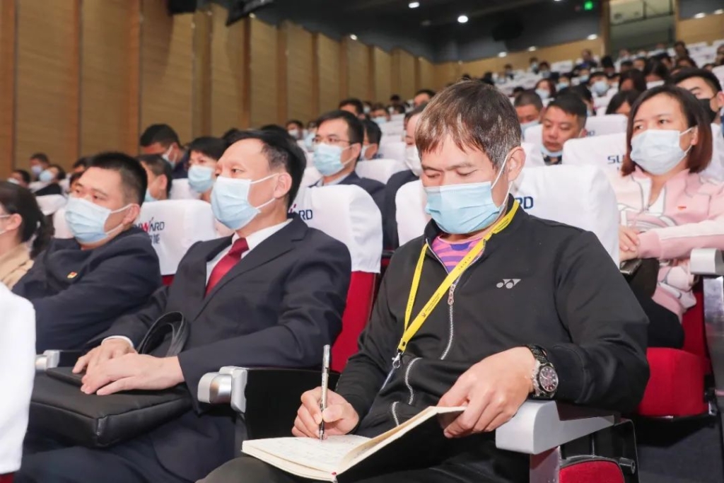 惟创新者胜——进建贯彻习近平总书记调查湖南沉要讲话心灵省委宣讲团长沙分团宣讲汇报会在3868la银河总站智能开讲