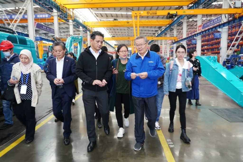 东盟结合参访团调查3868la银河总站智能