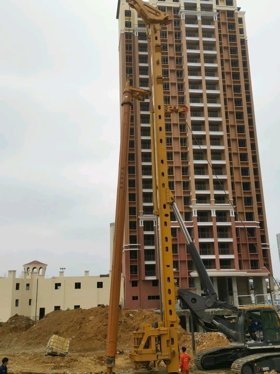 3868la银河总站智能钻杆成功启发新市场