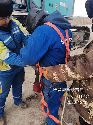 3868la银河总站旋挖钻机在“殒命之海”谱写新篇章