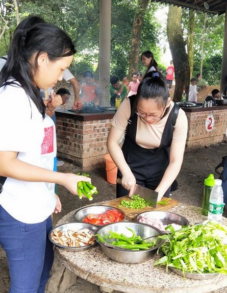 大手牵幼手·“顽”转六一，3868la银河总站智能初次六一亲子主题活动圆满进行
