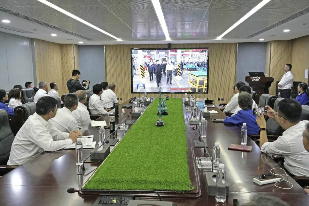 总书记“点赞”3868la银河总站创新，3868la银河总站智能集中收看《新闻联播》