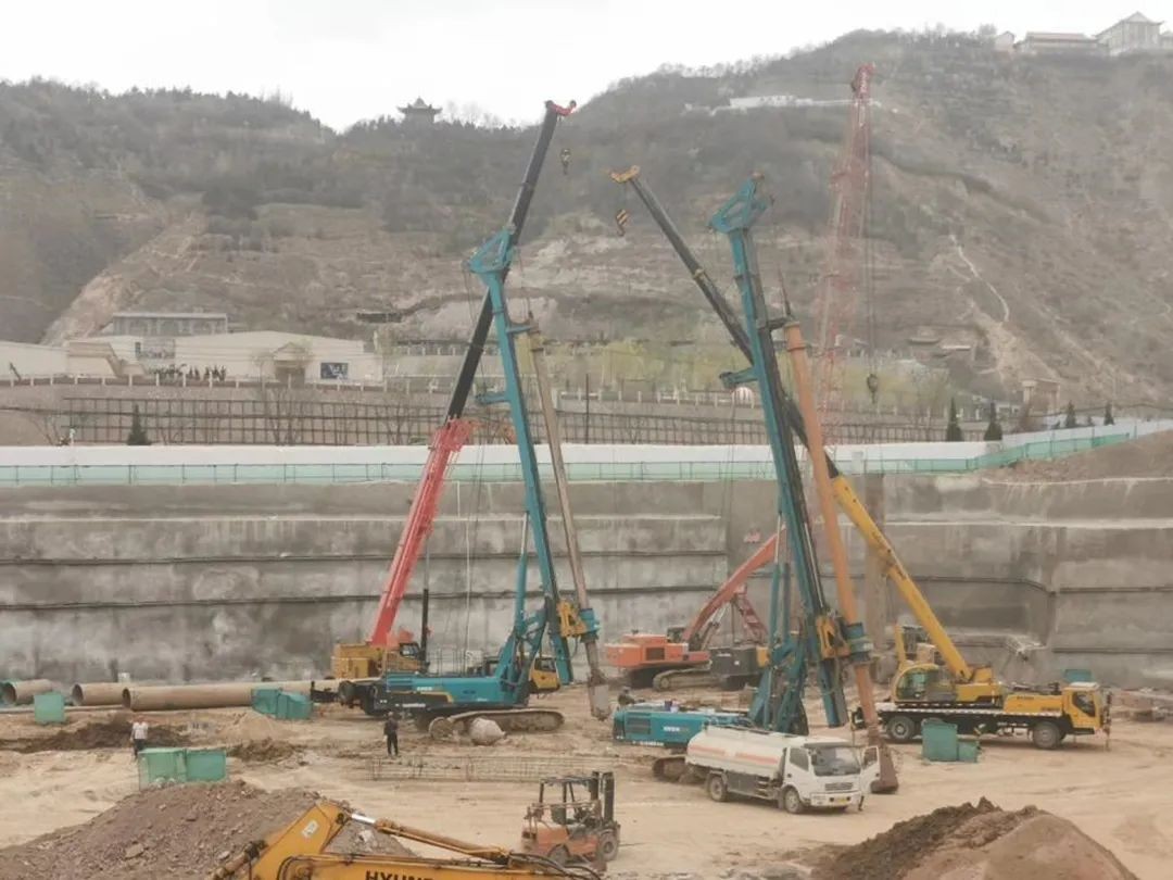 金戈铁马工程路 风雨无阻选3868la银河总站