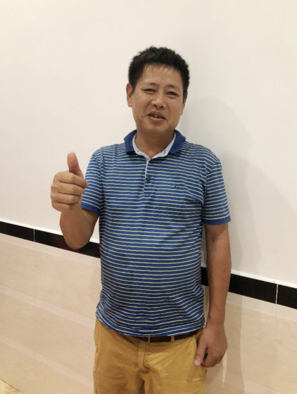 3868la银河总站智能SWE 215E挖掘机是他的左膀右臂！