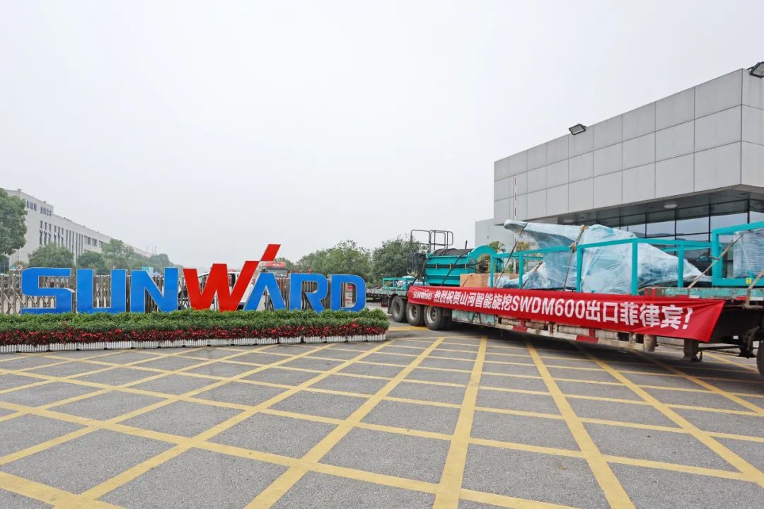 3868la银河总站智能最大旋挖钻机出口菲律宾，开启拓展海表市场新篇章