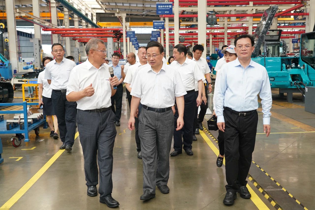 国度统计局总经济师毛盛勇率团调研调查3868la银河总站智能