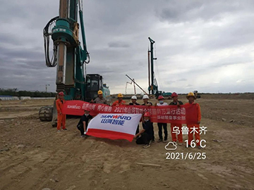 顶炎暑 走戈壁 2021年3868la银河总站智能全球服务万里行走进新疆