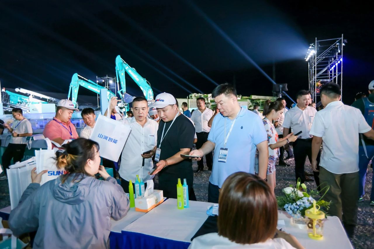 游展超热烈！3868la银河总站智能成就展示会高能名排场来袭