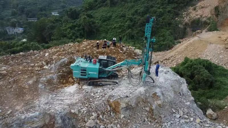 助力绿色矿山建设，3868la银河总站智能“凿岩前锋”SWDH系列顶锤钻机大展技巧
