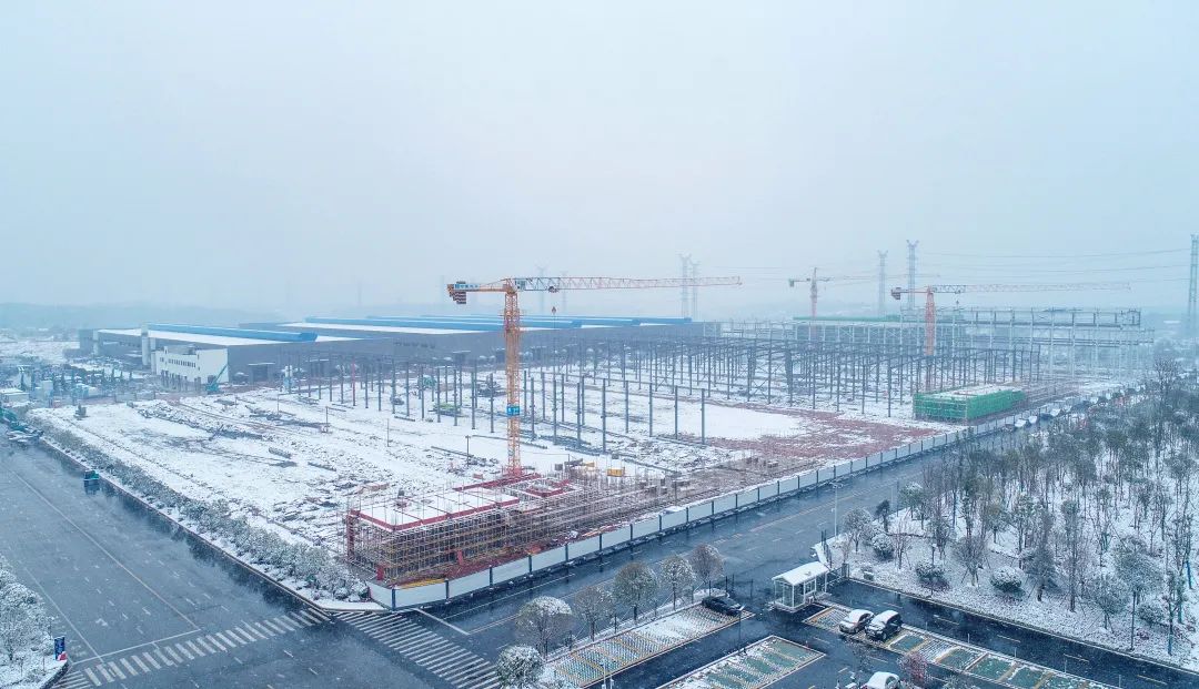 瑞雪兆丰年，邀您共赏雪中3868la银河总站！