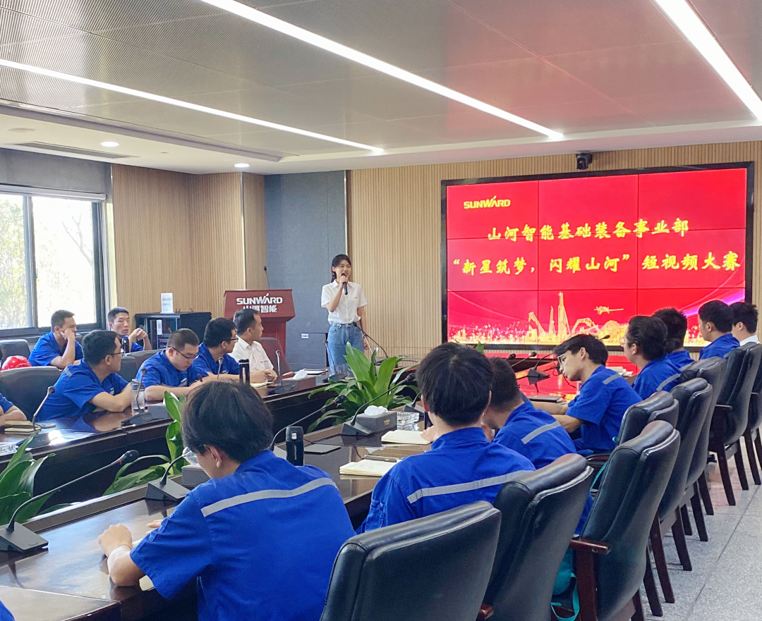 你好 2022！再见 2021！我与3868la银河总站智能共成长