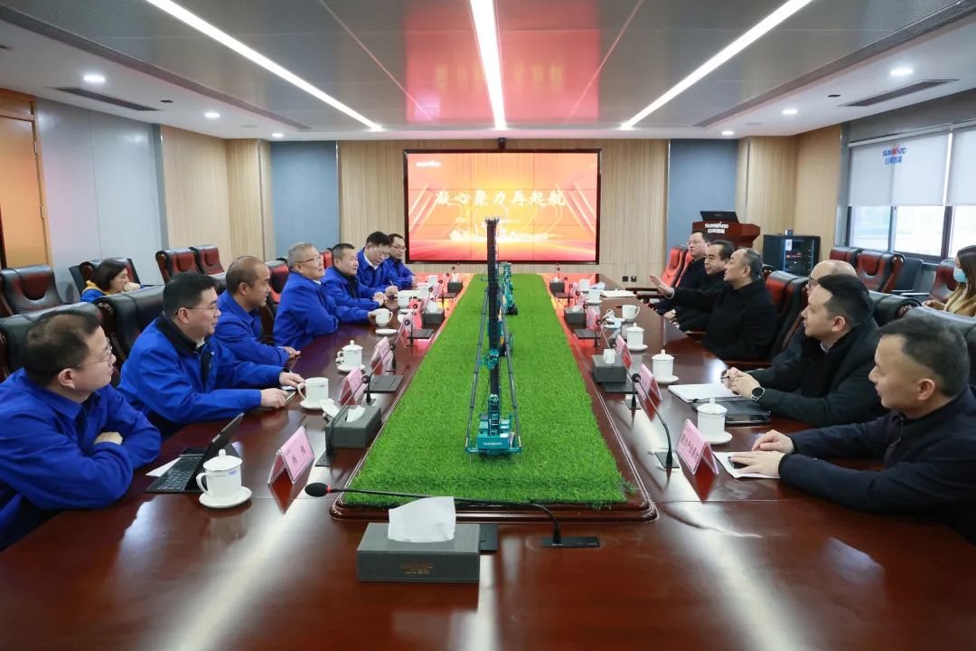 张庆红调研3868la银河总站智能