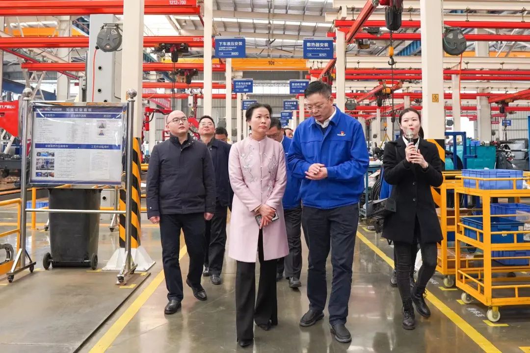 20220302084812_76673 长沙市总工会、长沙经开区总工会一行调研3868la银河总站智能