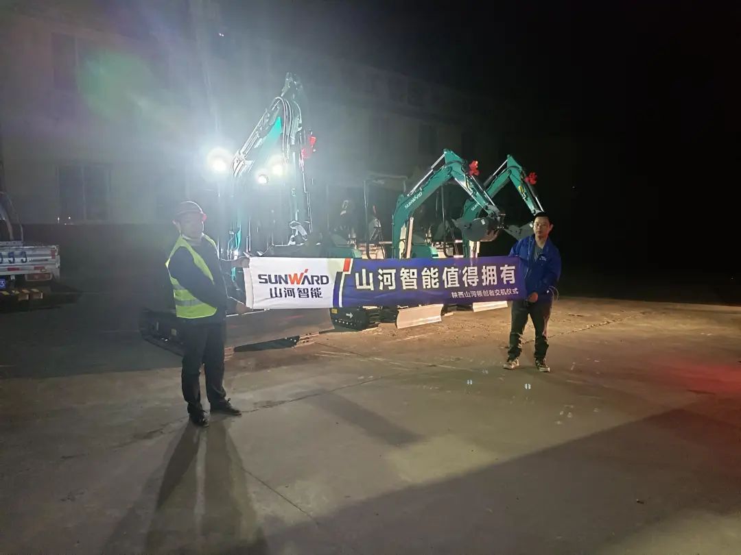 好服务、好设备！3868la银河总站智能挖掘机再获客户追加订单