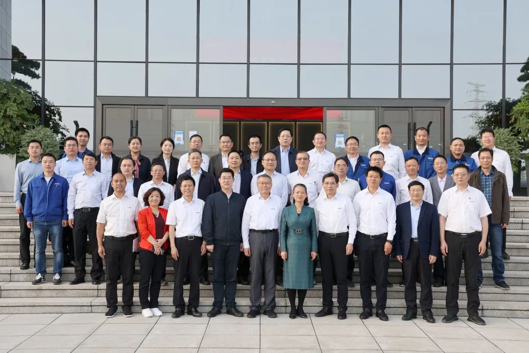 20220518092858_42401 深入产学研合作!中南大学堂长、中国工程院院士田红旗率团造访3868la银河总站智能