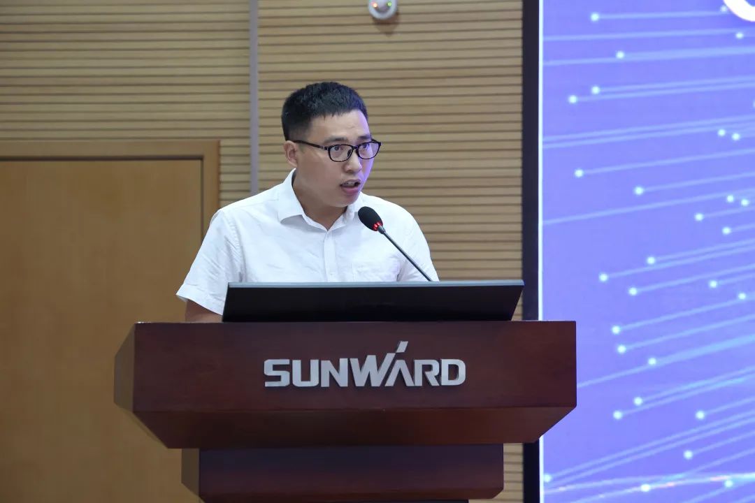 创新引领，智造将来！“2022院士专家长沙杏妆高端设备高质量发展钻研会隆沉进行
