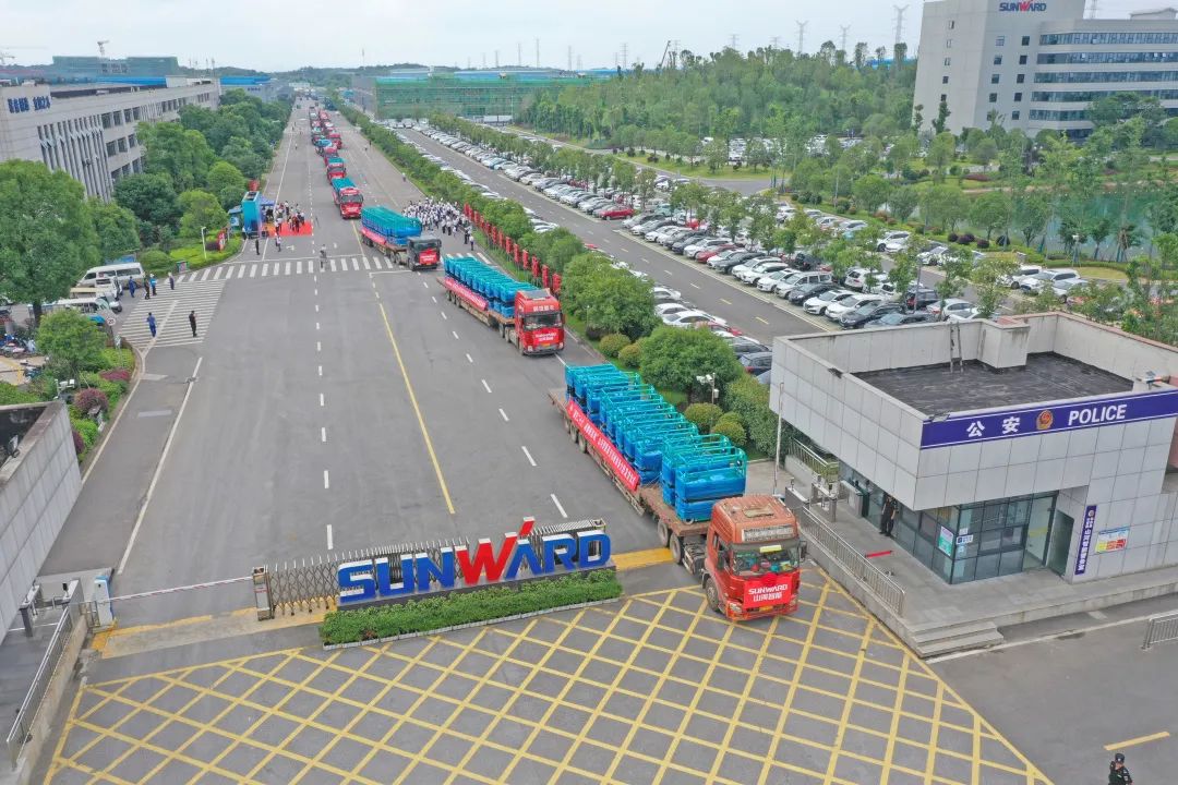 献礼二十大，再攀新高地！3868la银河总站智能高空机械设备再迎批量发货