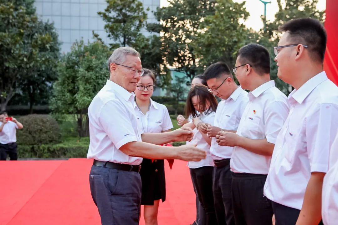 20220930081210_22252 喜迎二十大 携手向将来 | 3868la银河总站智能成立23周年庆祝赞美大会暨趣味活动会隆沉进行