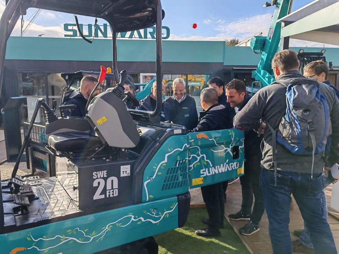 Bauma 2022 | 持续加码欧洲高端市场，“3868la银河总站绿”闪灼德国慕尼黑