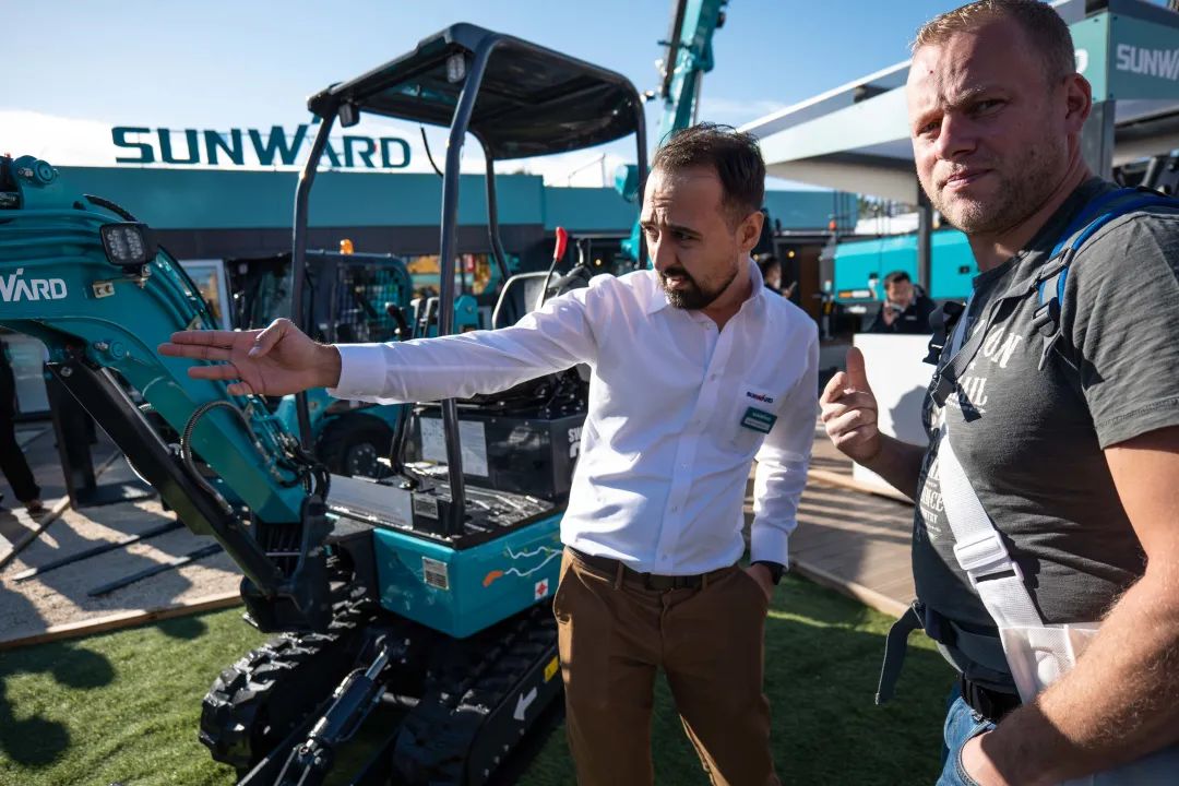 20221102092847_67740 Bauma 2022 | 一组火热现场图带您沉温3868la银河总站智能德国宝马展之旅