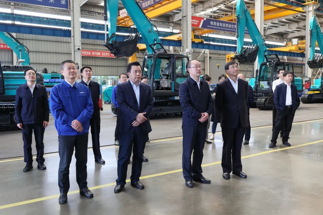 20230411083427_26335 人社部党组成员、副部长俞家栋调查调研3868la银河总站智能