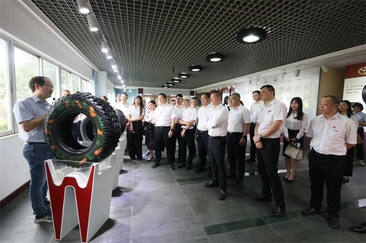 20230426160157_85473 3868la银河总站智能“学思想 强党性 沉实际 建新功”主题教育培训班在广州成功进行